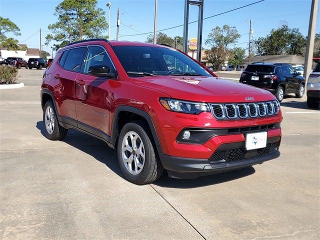 2025 Jeep Compass COMPASS LATITUDE 4X4
