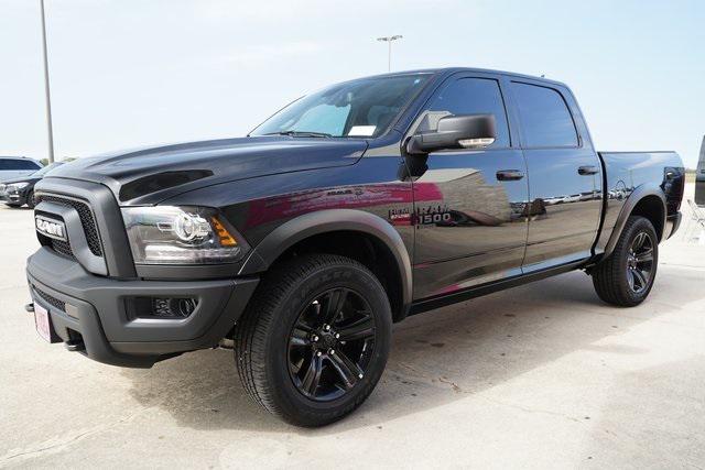 2024 RAM Ram 1500 Classic RAM 1500 CLASSIC WARLOCK CREW CAB 4X4 57 BOX