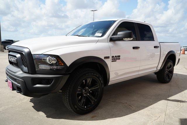 2024 RAM Ram 1500 Classic RAM 1500 CLASSIC WARLOCK CREW CAB 4X4 57 BOX