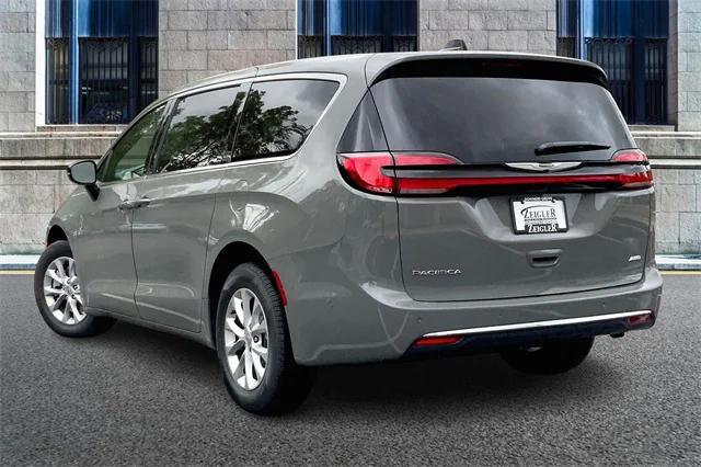 2025 Chrysler Pacifica PACIFICA SELECT AWD