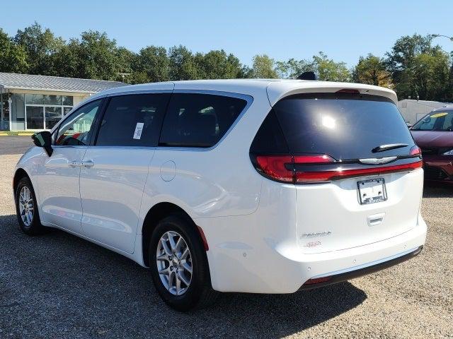 2025 Chrysler Pacifica PACIFICA SELECT