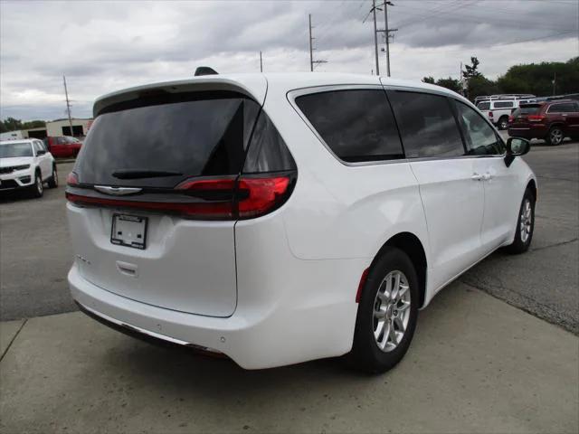 2025 Chrysler Pacifica PACIFICA SELECT