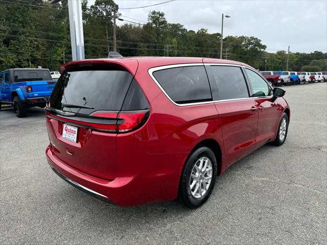 2025 Chrysler Pacifica PACIFICA SELECT