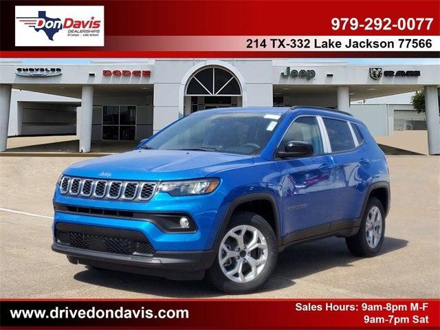 2025 Jeep Compass COMPASS LATITUDE 4X4