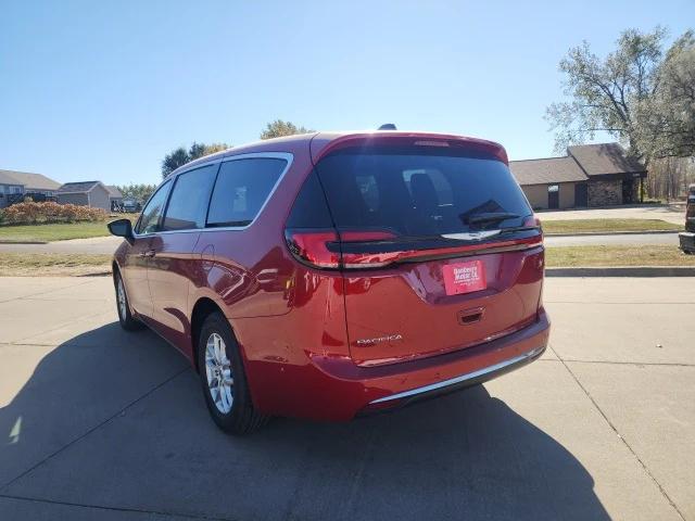 2025 Chrysler Pacifica PACIFICA SELECT