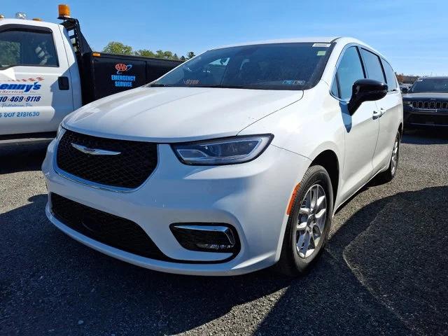 2025 Chrysler Pacifica PACIFICA SELECT