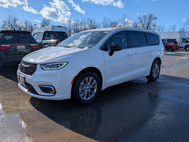 2025 Chrysler Pacifica PACIFICA SELECT AWD