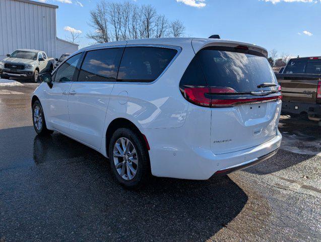 2025 Chrysler Pacifica PACIFICA SELECT AWD