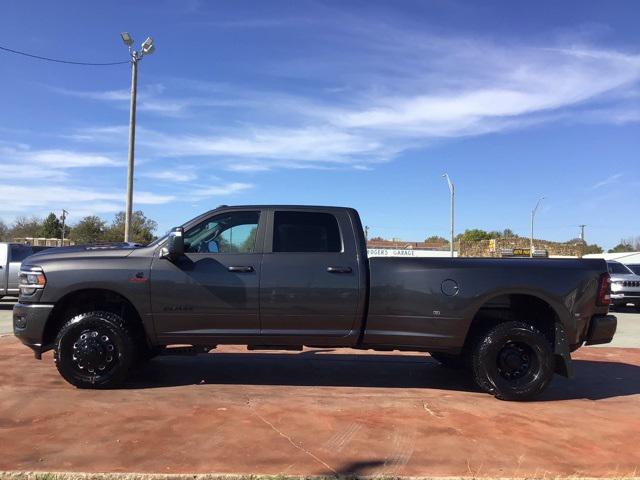 2024 RAM Ram 3500 RAM 3500 LARAMIE CREW CAB 4X4 8 BOX