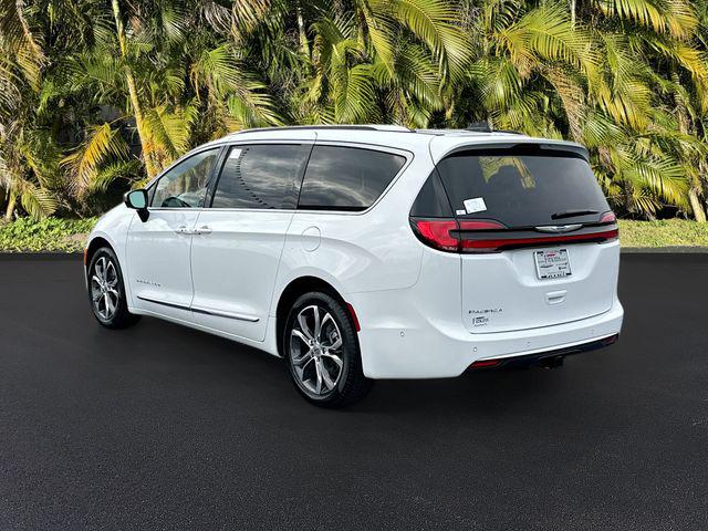 2025 Chrysler Pacifica PACIFICA PINNACLE