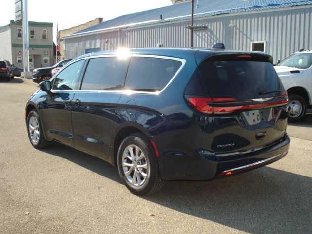 2025 Chrysler Pacifica PACIFICA SELECT AWD