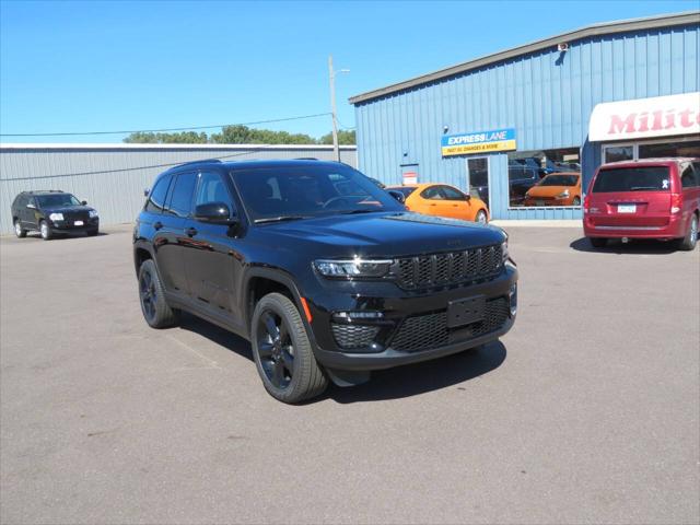 2024 Jeep Grand Cherokee GRAND CHEROKEE LIMITED 4X4 2024 Jeep Grand Cherokee GRAND CHEROKEE LIMITED 4X4