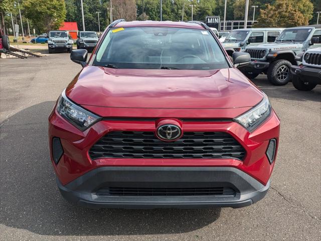 2020 Toyota RAV4 LE