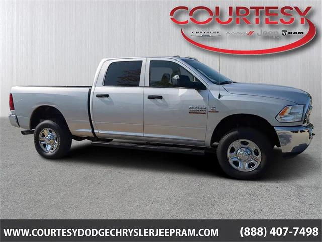 2018 RAM 2500 Tradesman Crew Cab 4x4 64 Box