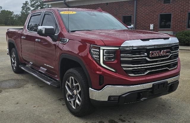 2023 GMC Sierra 1500 4WD Crew Cab Short Box SLT