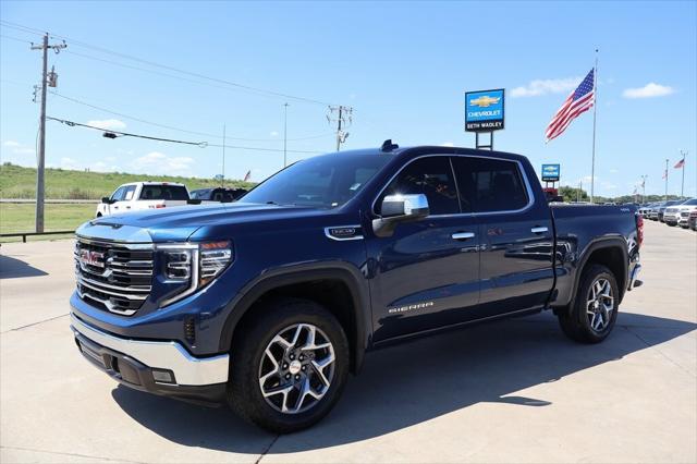 2022 GMC Sierra 1500 4WD Crew Cab Short Box SLT