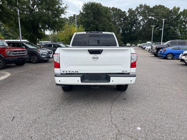 2021 Nissan TITAN Crew Cab SV 4x2