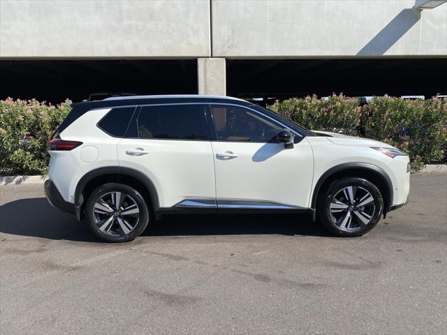 2021 Nissan Rogue Platinum FWD