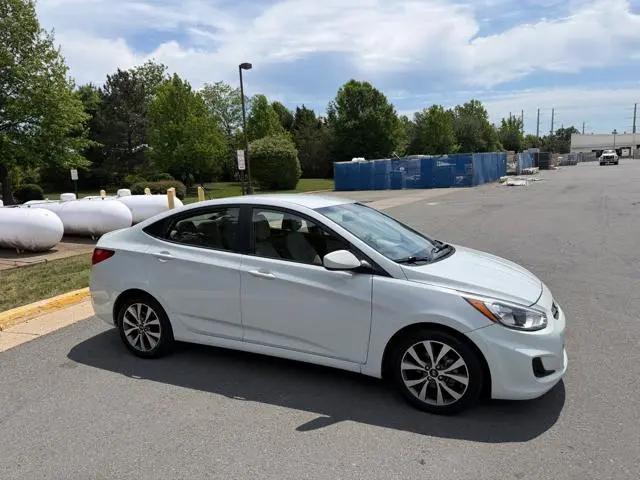 2017 Hyundai Accent Value Edition