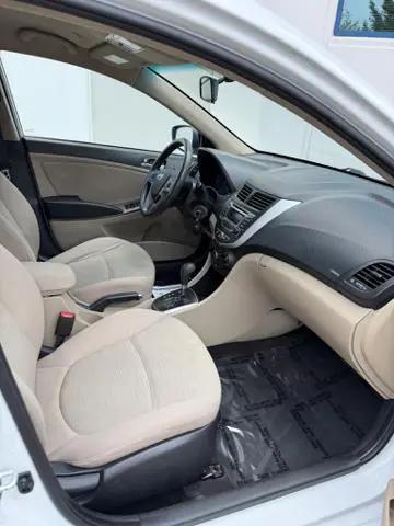 2017 Hyundai Accent Value Edition