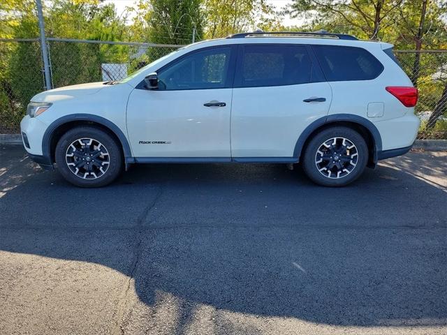 2019 Nissan Pathfinder SV