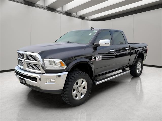 2017 RAM 2500 Laramie Crew Cab 4x4 64 Box