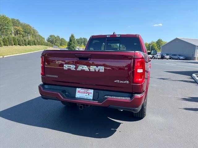 2025 RAM Ram 1500 RAM 1500 BIG HORN CREW CAB 4X4 57 BOX