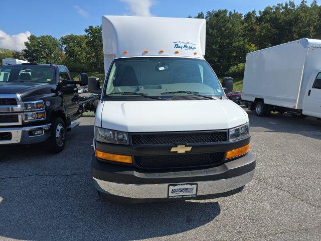 2024 Chevrolet Express Cutaway Work Van