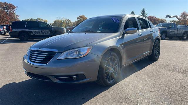 Used 2012 Chrysler 200 For Sale in Waterford Twp, MI