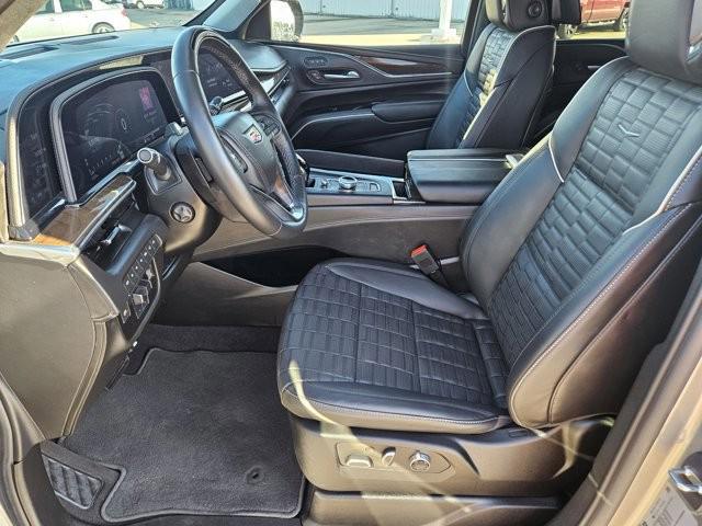 2023 Cadillac Escalade 4WD Sport Platinum