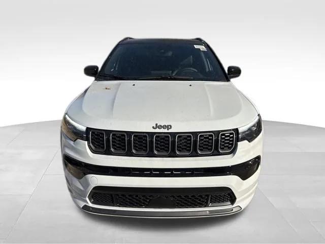 2025 Jeep Compass COMPASS LIMITED 4X4