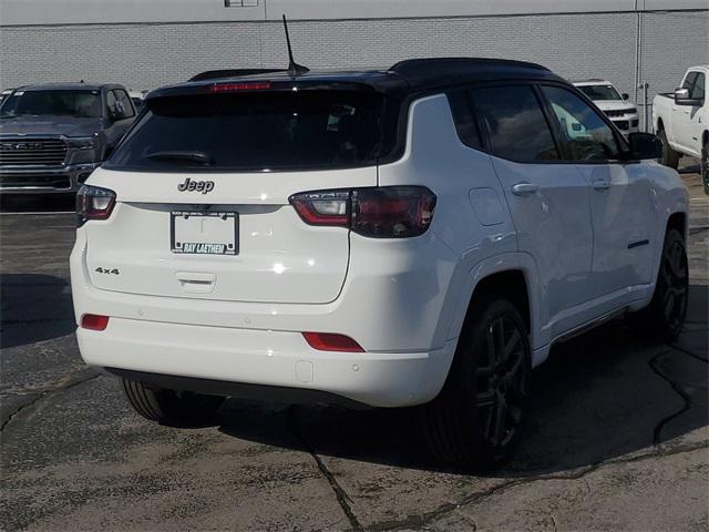 2025 Jeep Compass COMPASS LIMITED 4X4