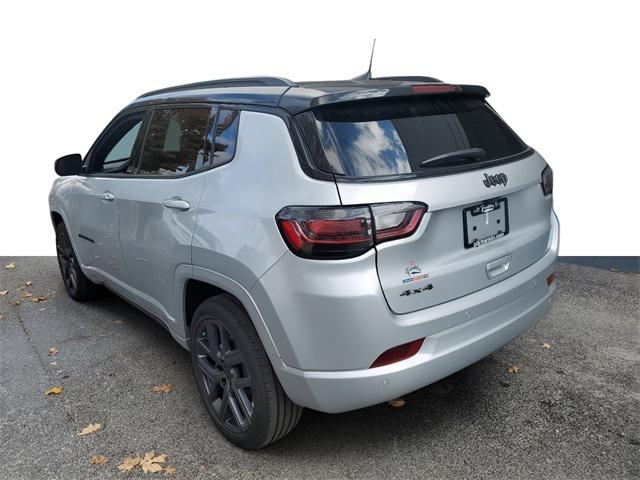 2025 Jeep Compass COMPASS LIMITED 4X4