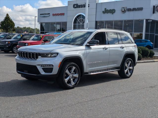2025 Jeep Grand Cherokee GRAND CHEROKEE LIMITED 4X4