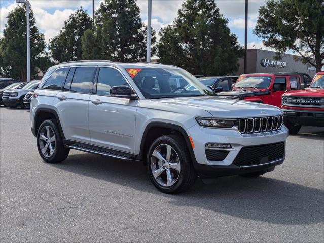 2025 Jeep Grand Cherokee GRAND CHEROKEE LIMITED 4X4