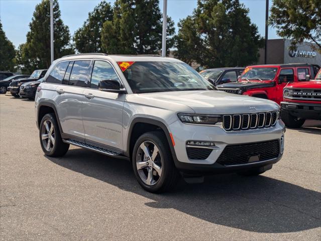 2025 Jeep Grand Cherokee GRAND CHEROKEE LIMITED 4X4