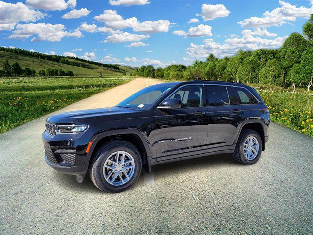 2025 Jeep Grand Cherokee GRAND CHEROKEE LAREDO X 4X4