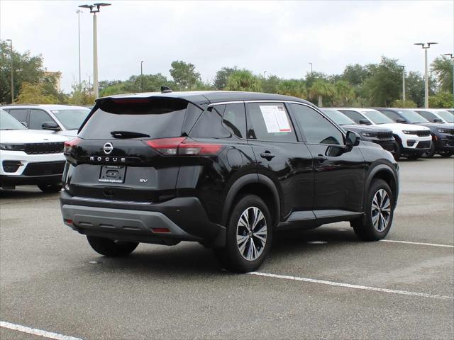 2021 Nissan Rogue SV FWD