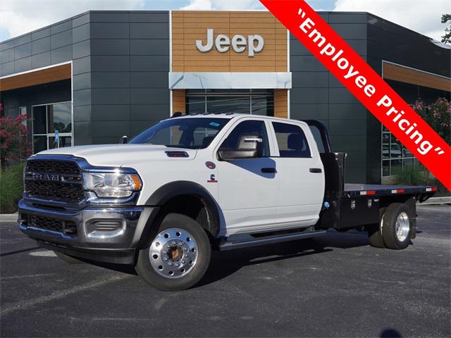 2024 RAM Ram 5500 Chassis Cab RAM 5500 TRADESMAN CHASSIS CREW CAB 4X4 84 CA