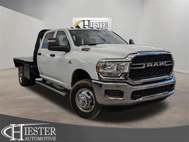 2024 RAM Ram 3500 Chassis Cab RAM 3500 TRADESMAN CREW CAB CHASSIS 4X4 60 CA