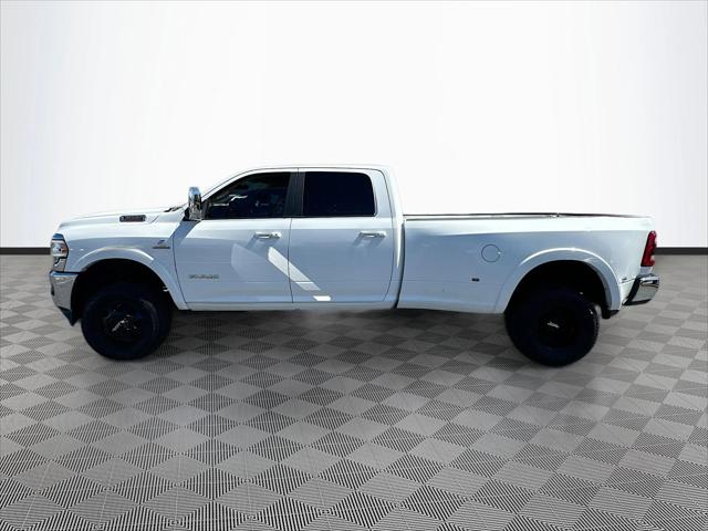 2020 RAM 3500 Laramie Crew Cab 4x4 8 Box