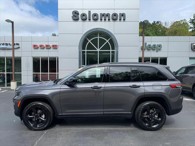 2023 Jeep Grand Cherokee Altitude 4x4