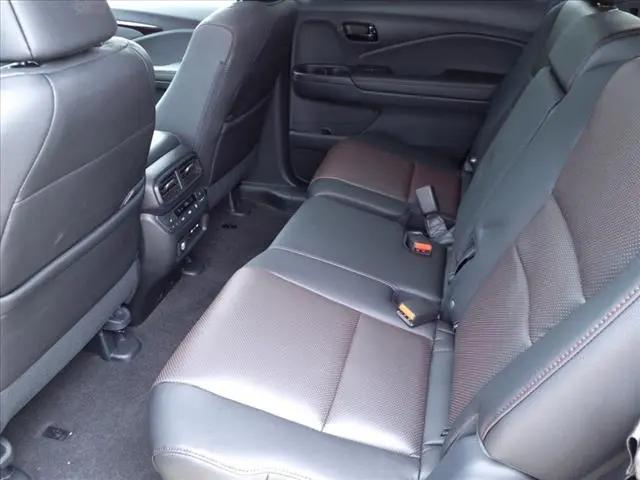 2025 Honda Passport AWD Black