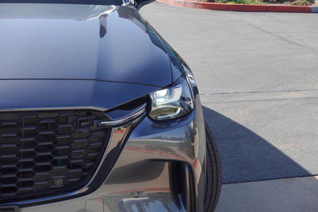 2025 Mazda X-90 Premium Sport