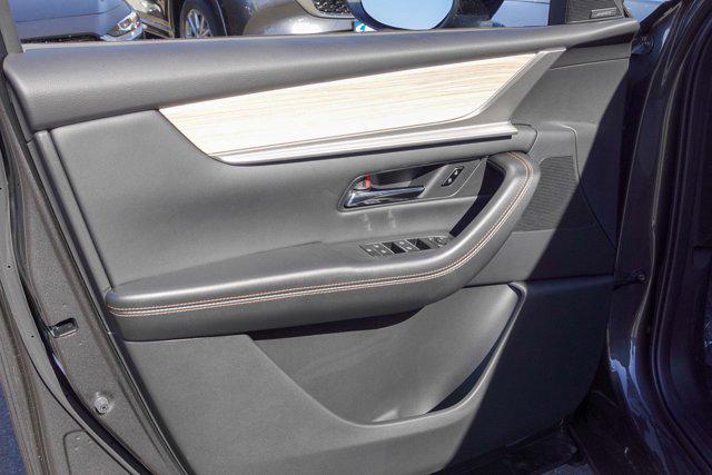 2025 Mazda X-90 Premium Sport