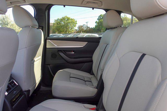 2025 Mazda X-90 Premium Sport