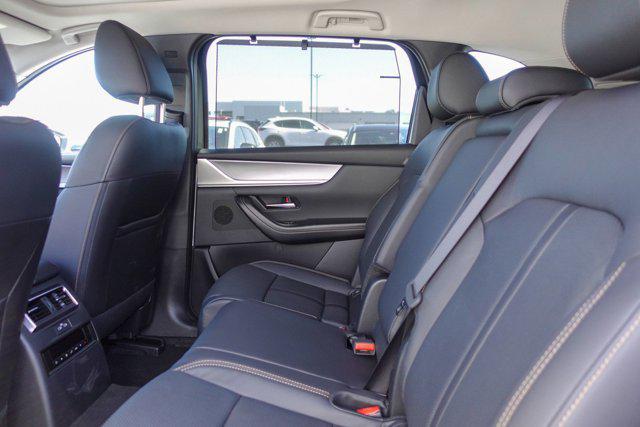 2025 Mazda X-90 Premium Sport