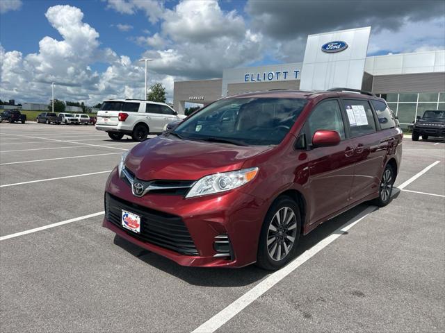 2018 Toyota Sienna LE 7 Passenger