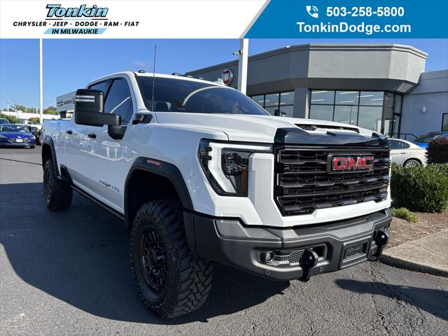 2024 GMC Sierra 2500HD 4WD Crew Cab Standard Bed AT4X