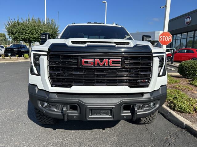 2024 GMC Sierra 2500HD 4WD Crew Cab Standard Bed AT4X